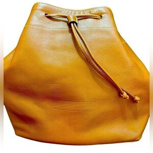 VTG LUX | LANCEL Paris Leather Drawstring Bucket Crossbody Tote